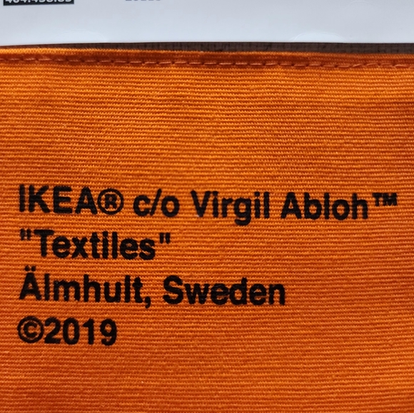 Pillow cover by Virgil Abloh x Ikea. - Picture 2 of 3